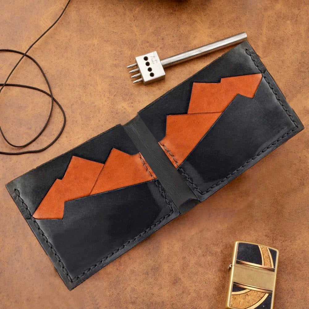 Leather woilet