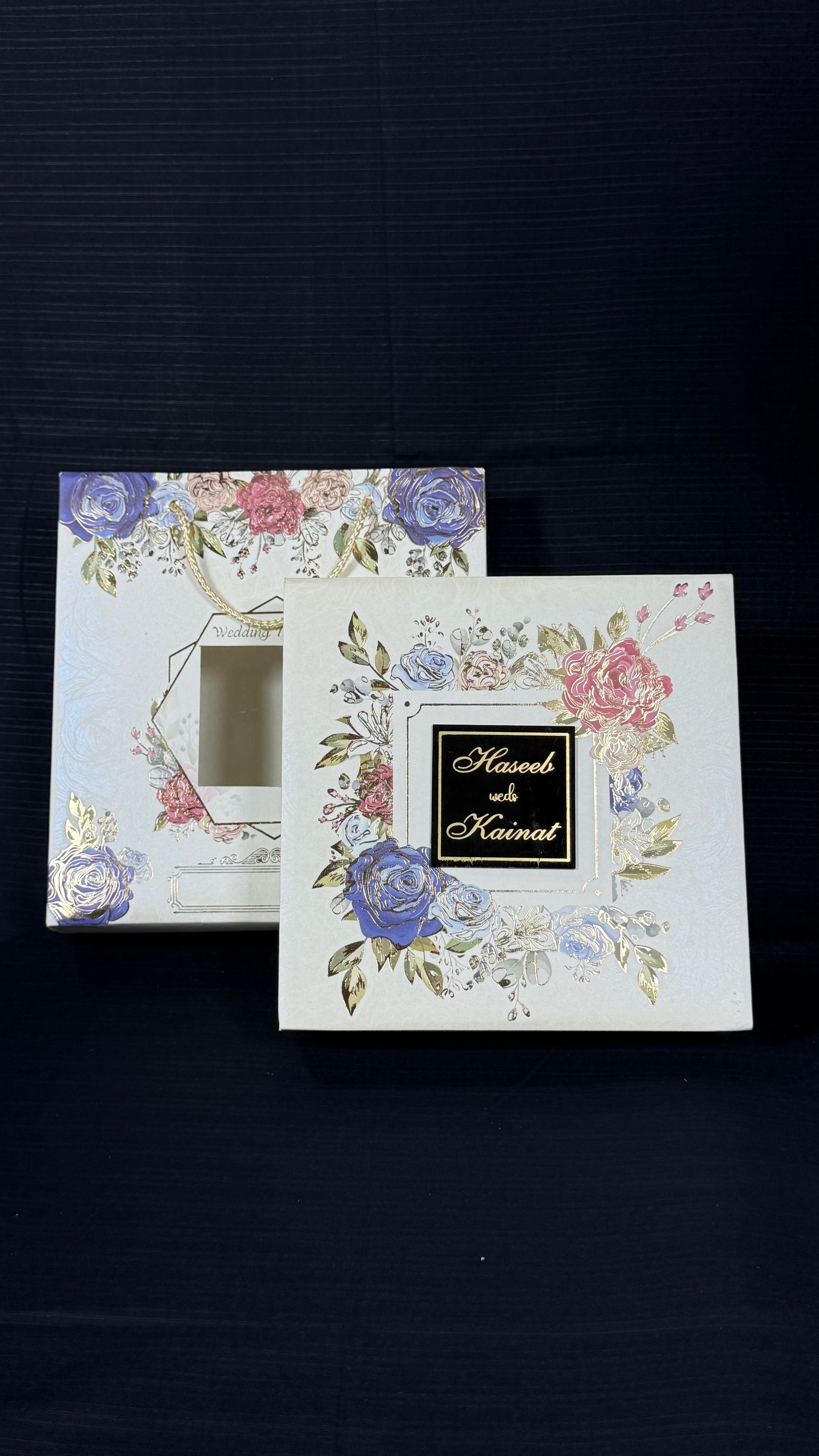 Floral invitation sweet box