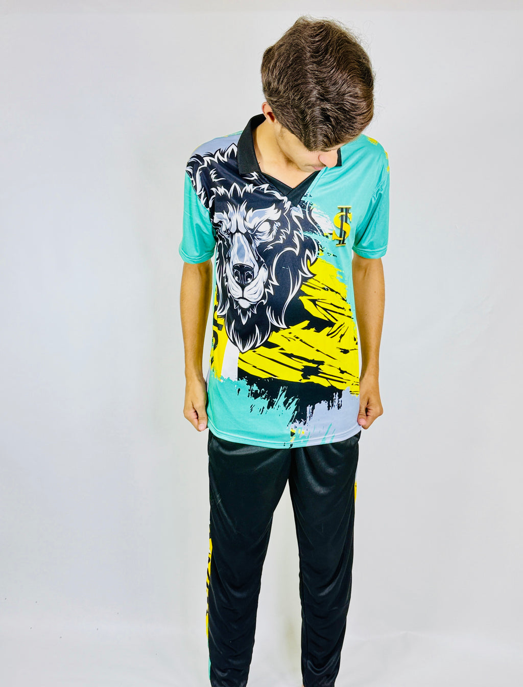 Cricket sports kit shirt and trousers