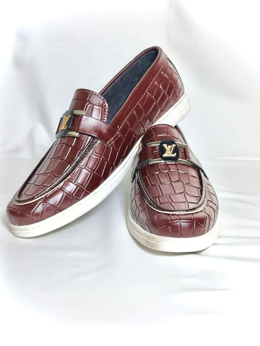 Crocodile leather shoes