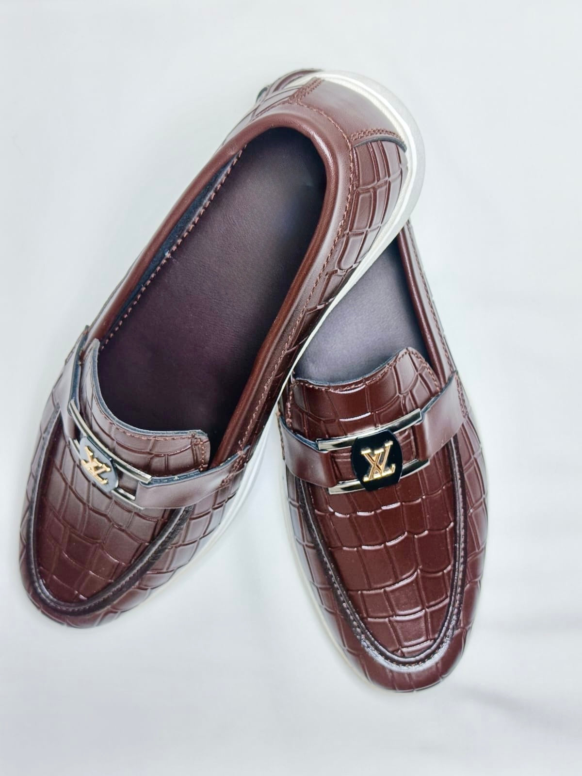 Crocodile leather shoes