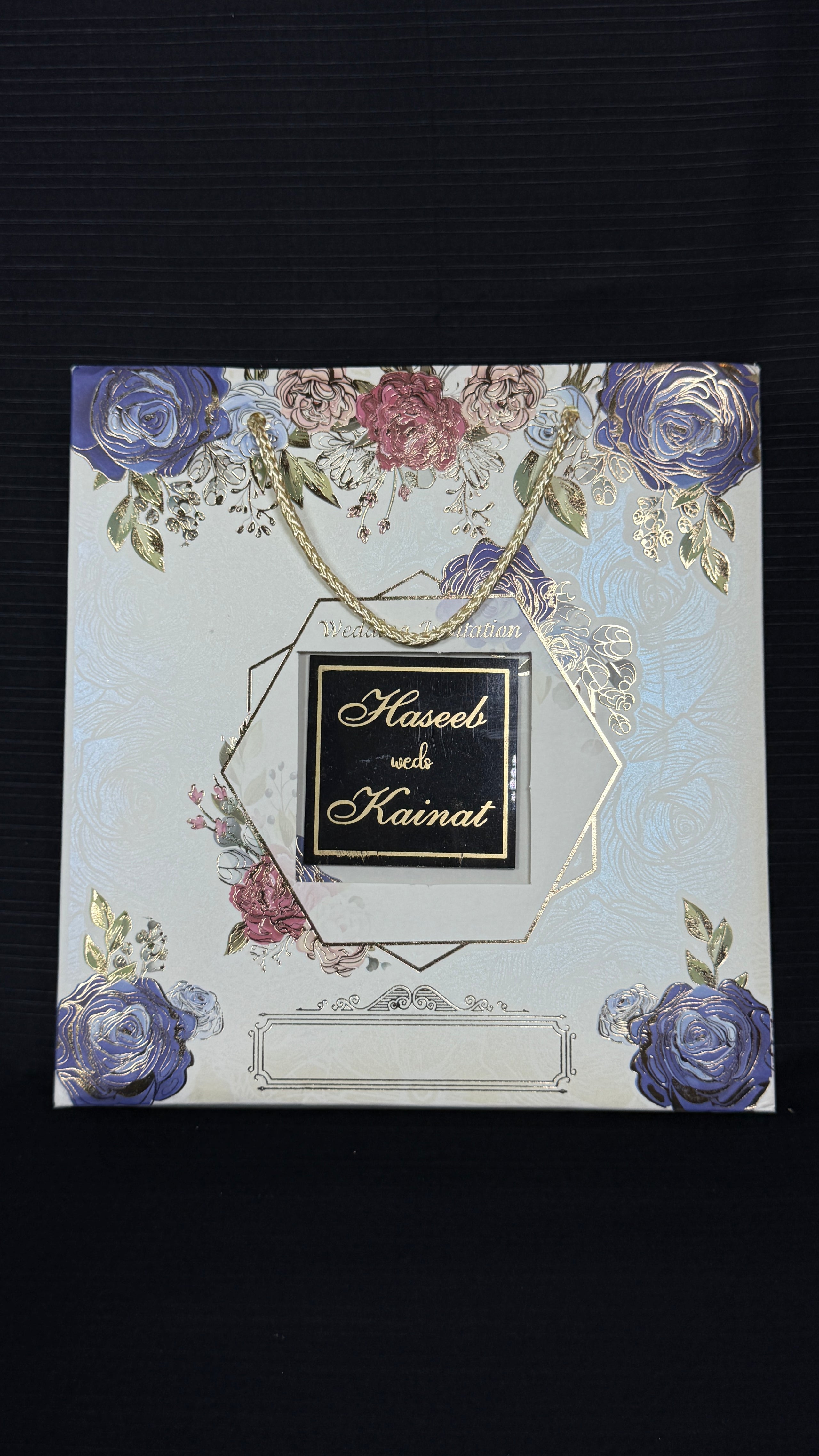 Floral invitation sweet box