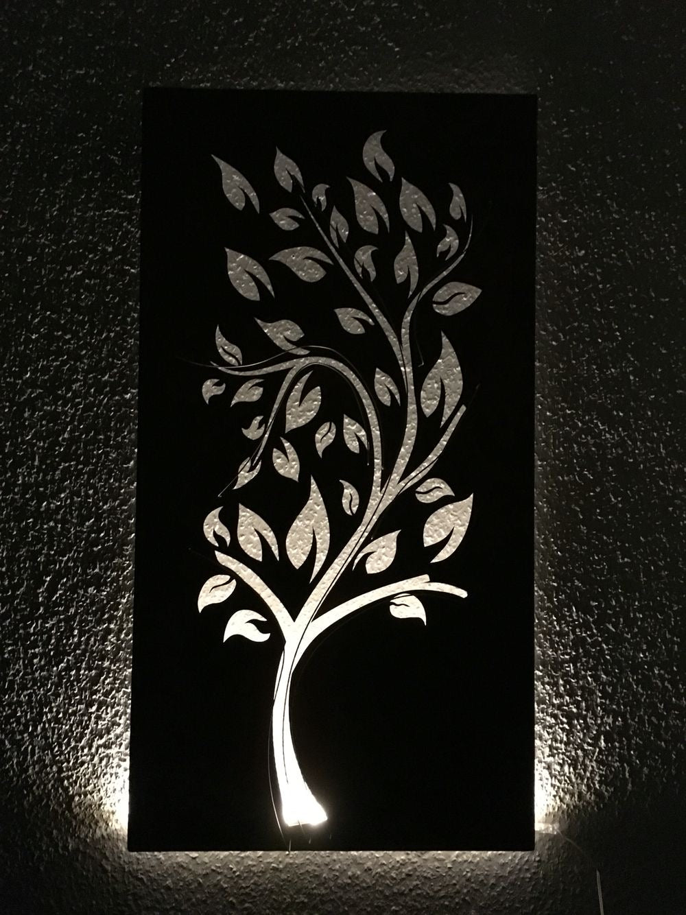 Wall decor with tree light